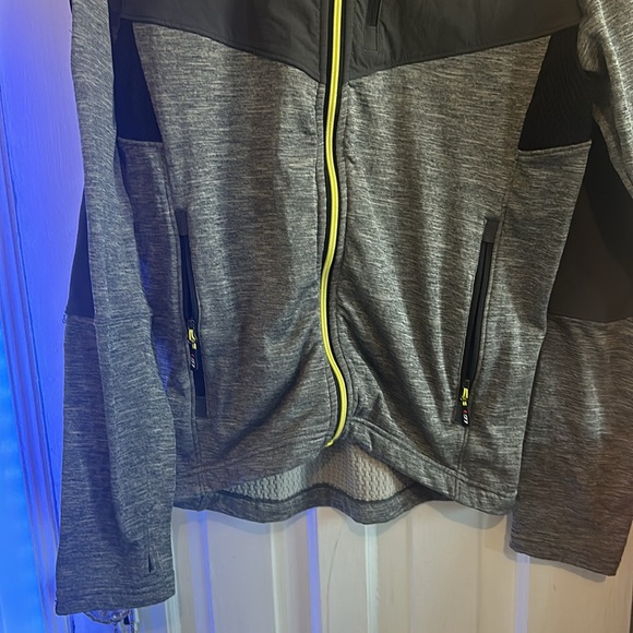 Jacket - Picture 2 of 16